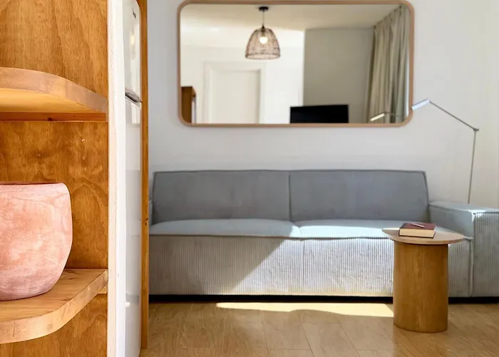 Canaryislandshost L Orilla * פאמארה