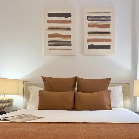 Canaryislandshost L Orilla فامارا