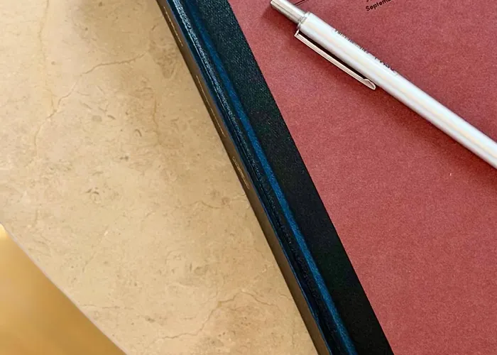 Canaryislandshost L Orilla * Famara